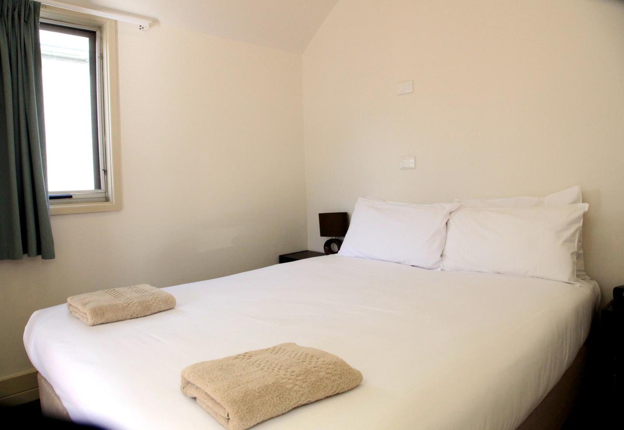 Travellers Motor Village Newcastle Room photo